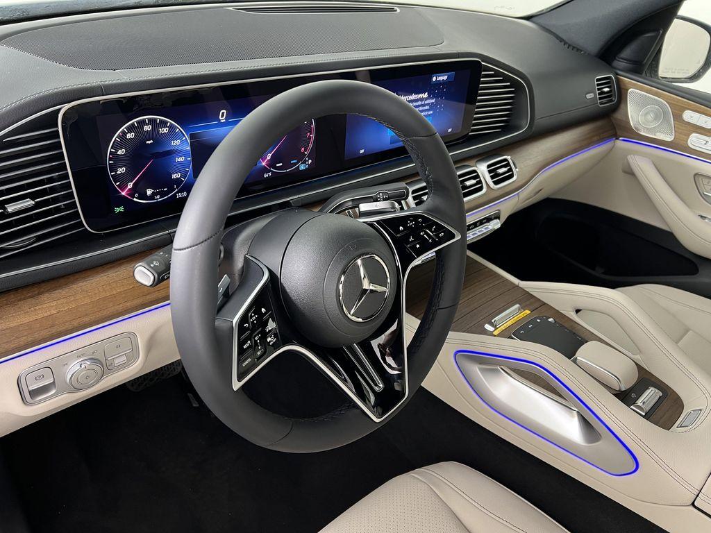 new 2025 Mercedes-Benz GLS 450 car, priced at $91,775