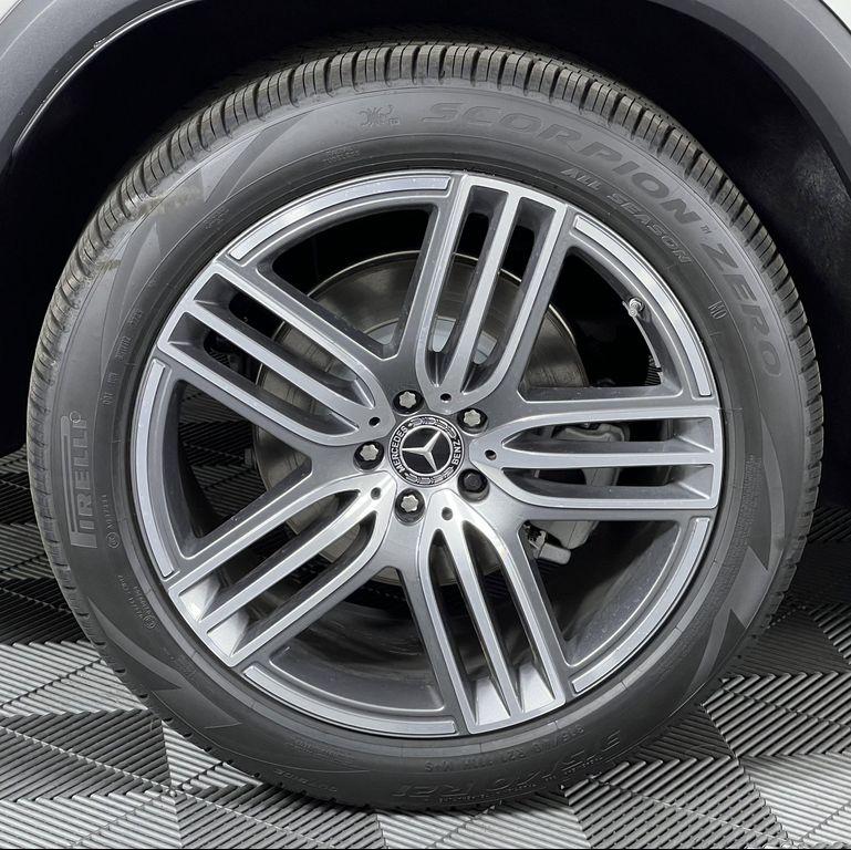 new 2025 Mercedes-Benz GLS 450 car, priced at $91,775