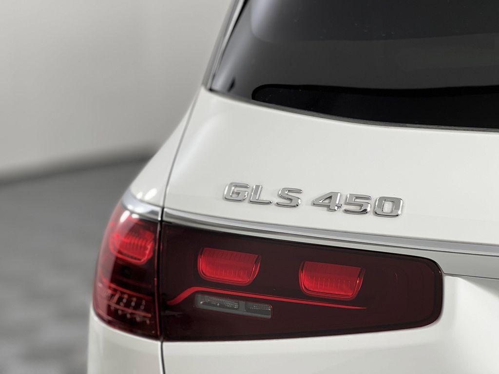 new 2025 Mercedes-Benz GLS 450 car, priced at $91,775