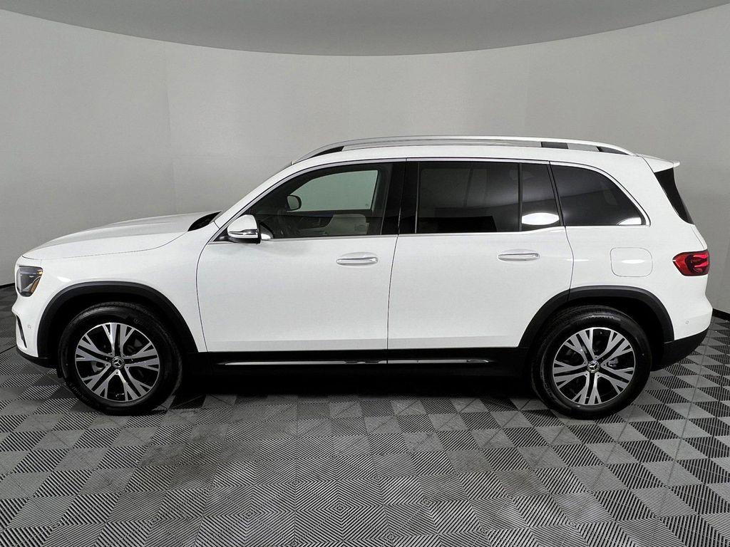 used 2025 Mercedes-Benz GLB 250 car, priced at $38,345