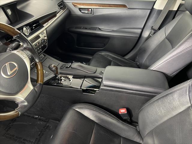 used 2015 Lexus ES 350 car, priced at $15,900