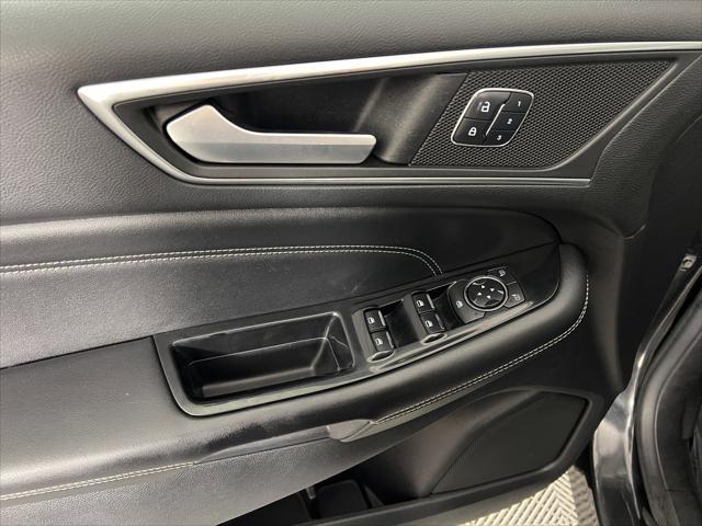 used 2015 Ford Edge car, priced at $11,900