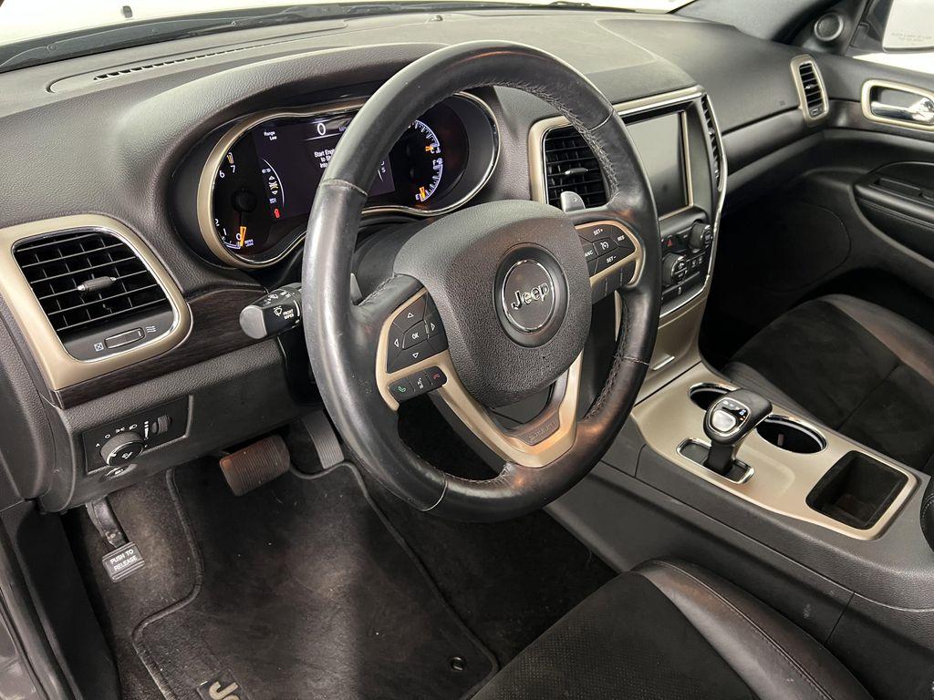 used 2014 Jeep Grand Cherokee car, priced at $11,927