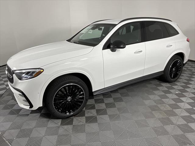 new 2025 Mercedes-Benz GLC 300 car, priced at $60,135