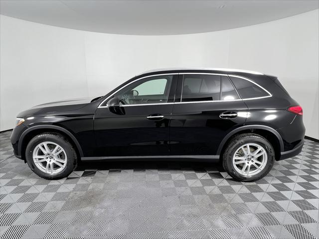 new 2025 Mercedes-Benz GLC 300 car, priced at $56,585