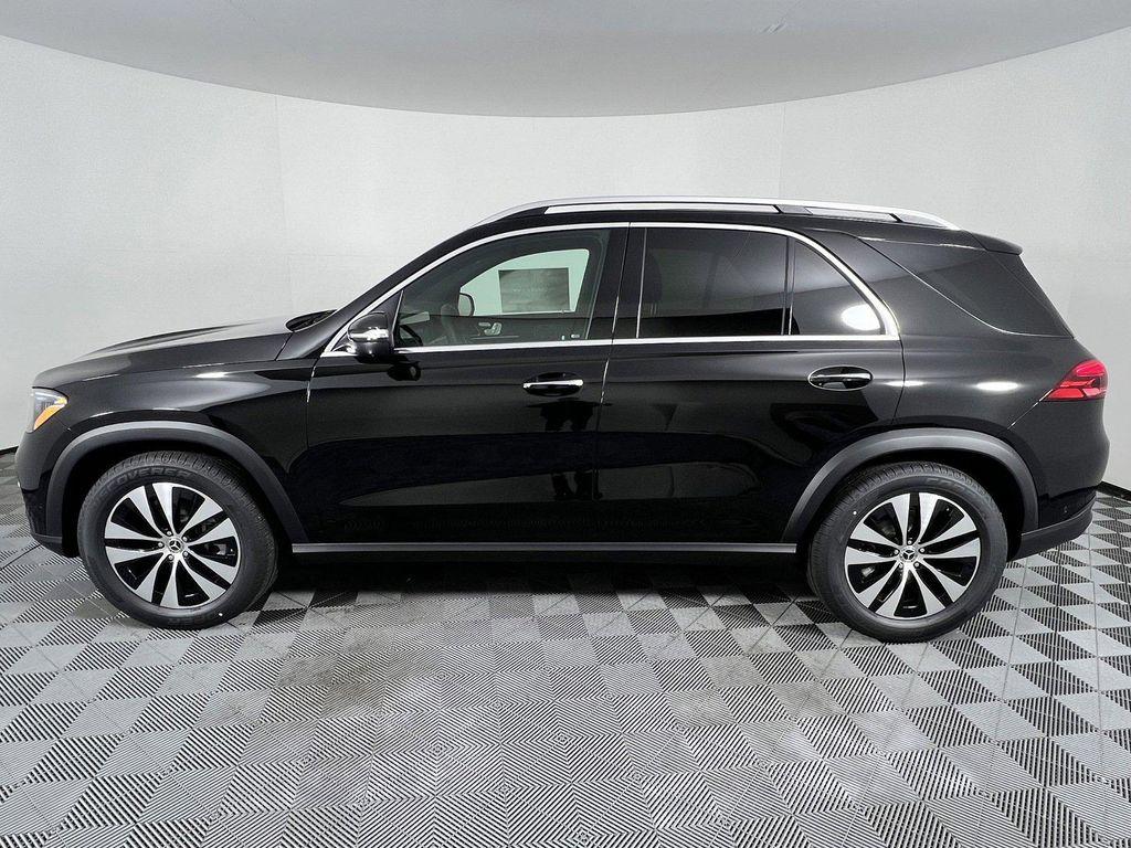 new 2025 Mercedes-Benz GLE 450 car, priced at $73,965