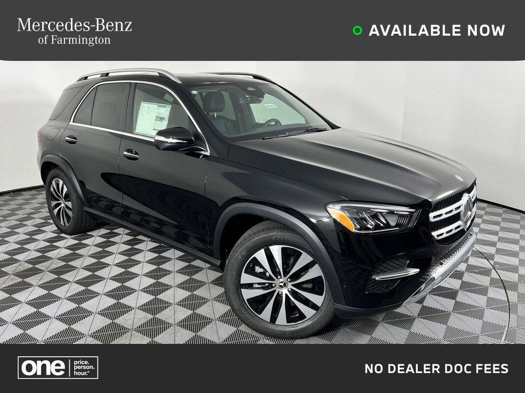 new 2025 Mercedes-Benz GLE 450 car, priced at $73,965
