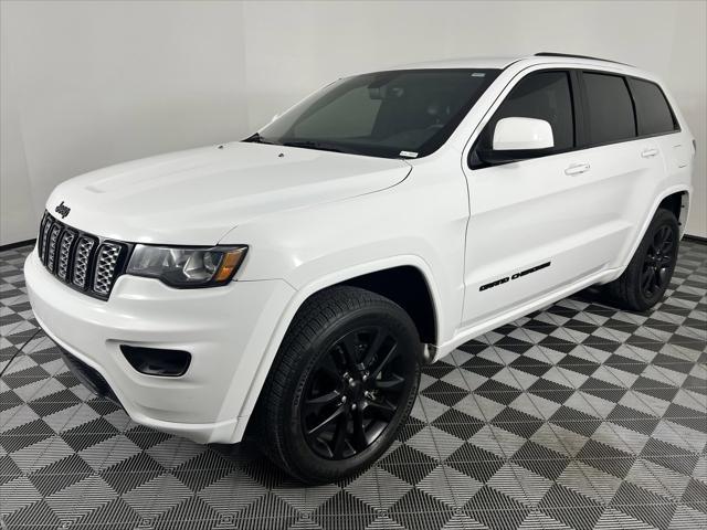 used 2017 Jeep Grand Cherokee car, priced at $17,994