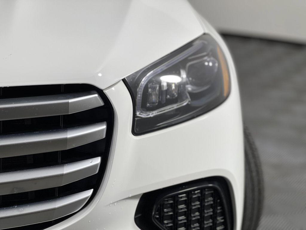 new 2025 Mercedes-Benz GLS 450 car, priced at $91,175