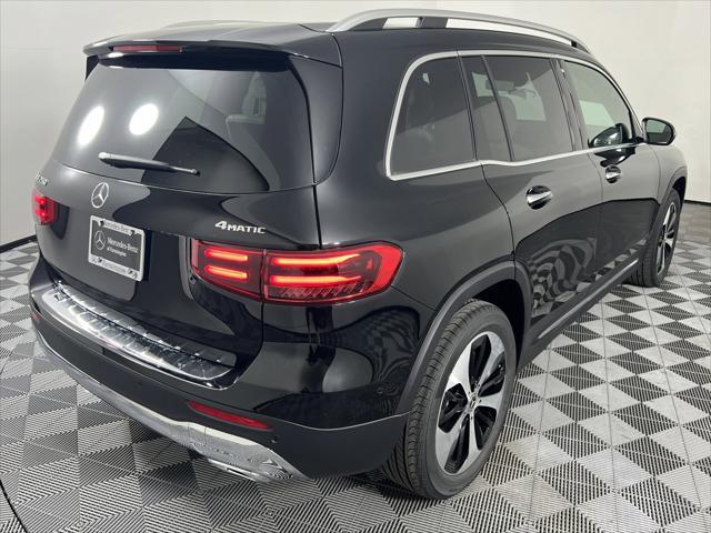 new 2024 Mercedes-Benz GLB 250 car, priced at $47,215