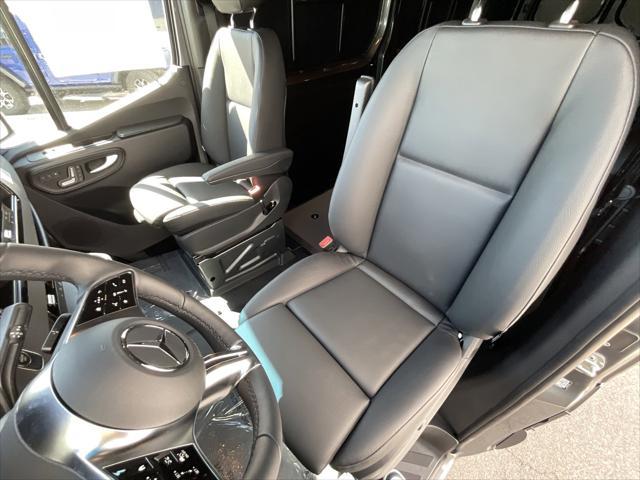 new 2025 Mercedes-Benz Sprinter 2500 car, priced at $74,831