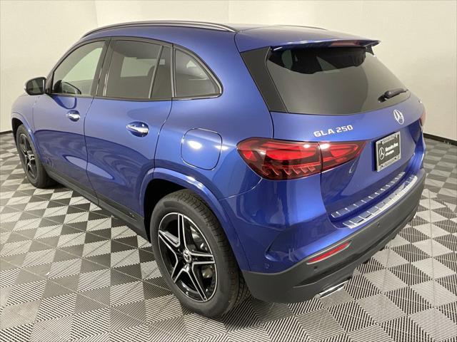 new 2025 Mercedes-Benz GLA 250 car, priced at $52,176