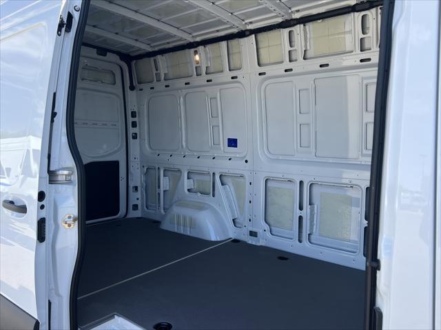 new 2025 Mercedes-Benz Sprinter 2500 car, priced at $71,925