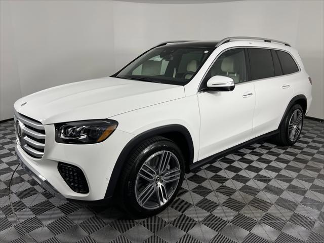 new 2025 Mercedes-Benz GLS 450 car, priced at $91,775