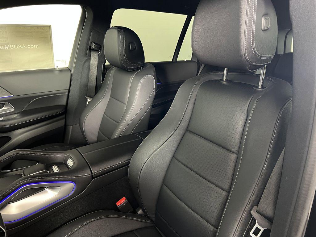 new 2025 Mercedes-Benz GLS 450 car, priced at $91,945