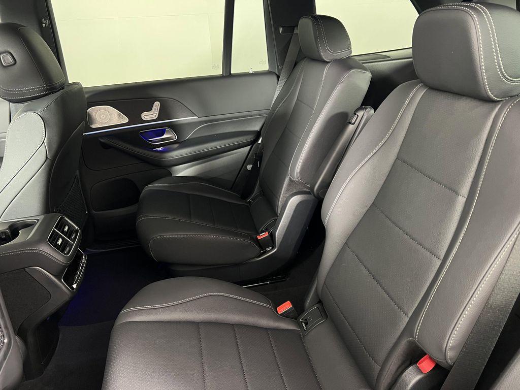 new 2025 Mercedes-Benz GLS 450 car, priced at $91,945