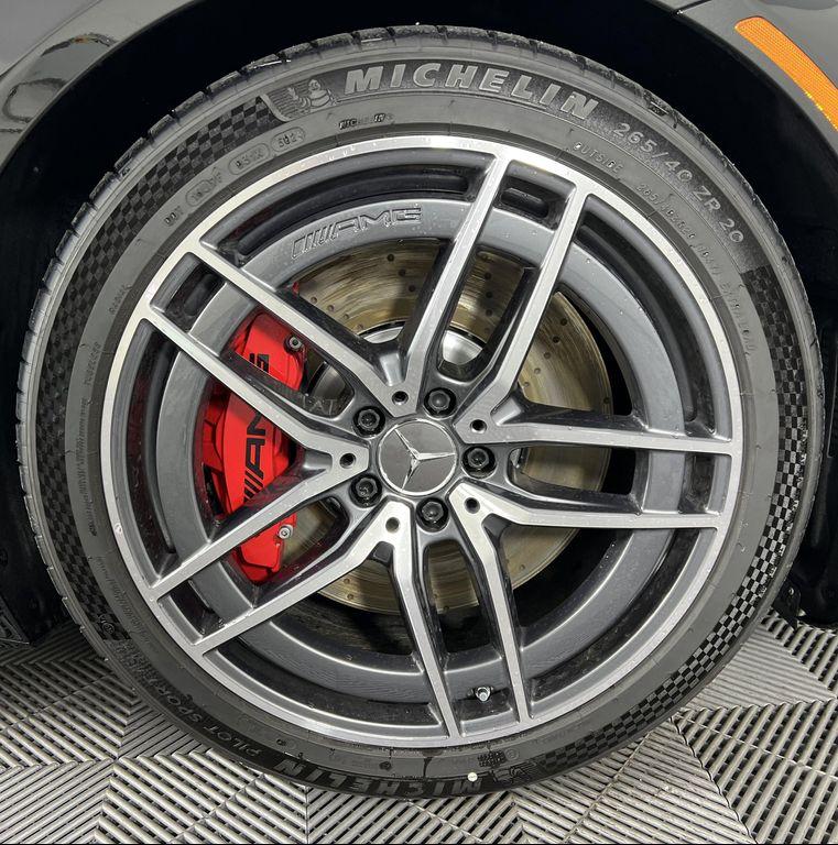 new 2025 Mercedes-Benz AMG SL 55 car, priced at $150,020