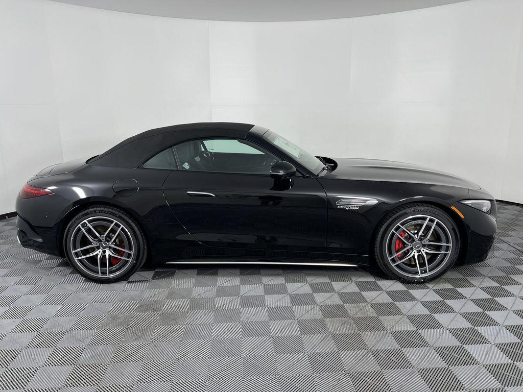 new 2025 Mercedes-Benz AMG SL 55 car, priced at $150,020