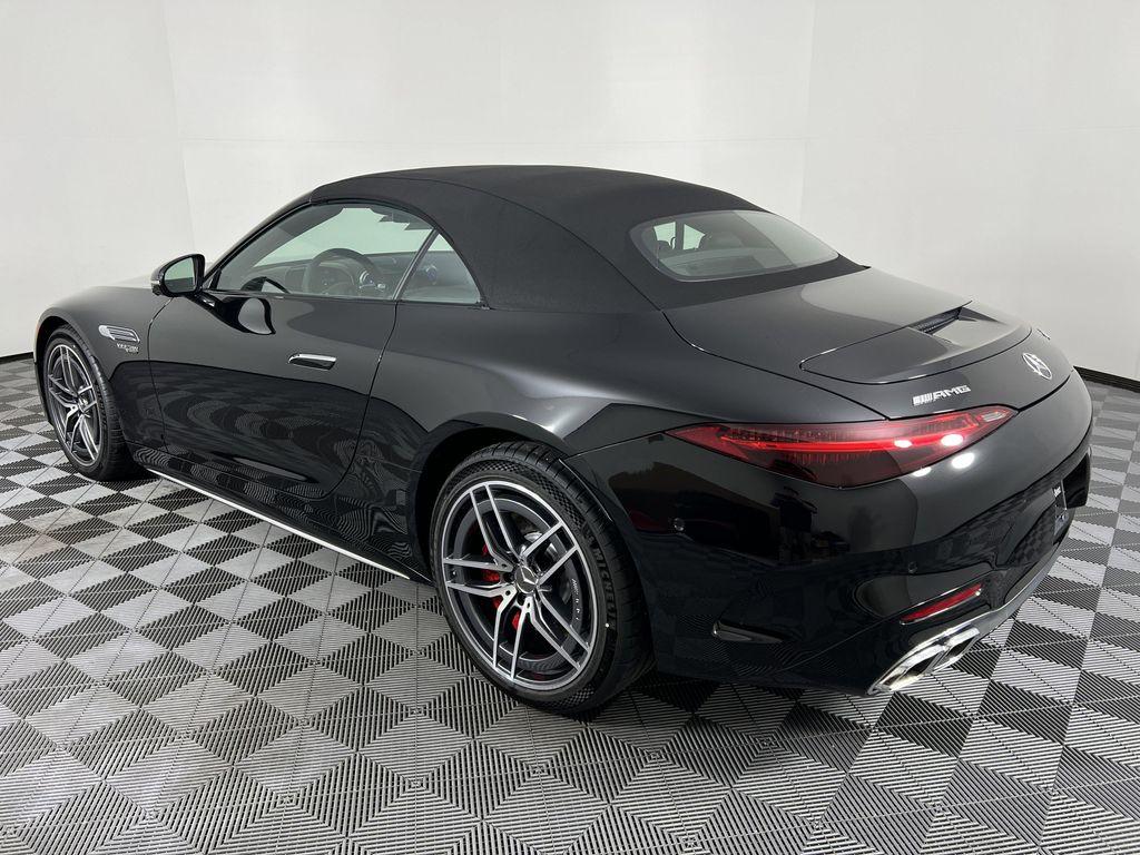 new 2025 Mercedes-Benz AMG SL 55 car, priced at $150,020