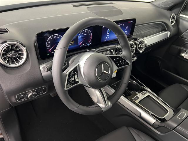 new 2025 Mercedes-Benz GLB 250 car, priced at $49,595