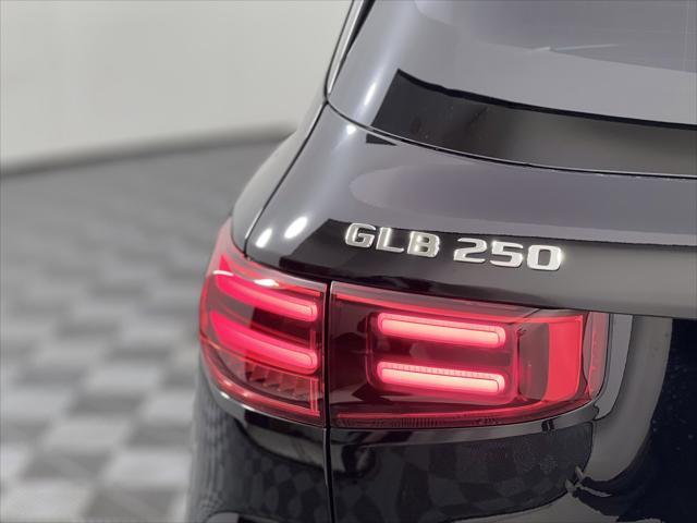 new 2025 Mercedes-Benz GLB 250 car, priced at $49,595