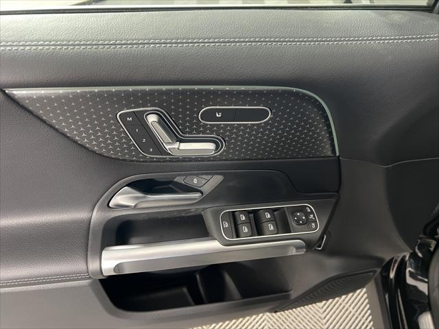 new 2025 Mercedes-Benz GLB 250 car, priced at $49,595
