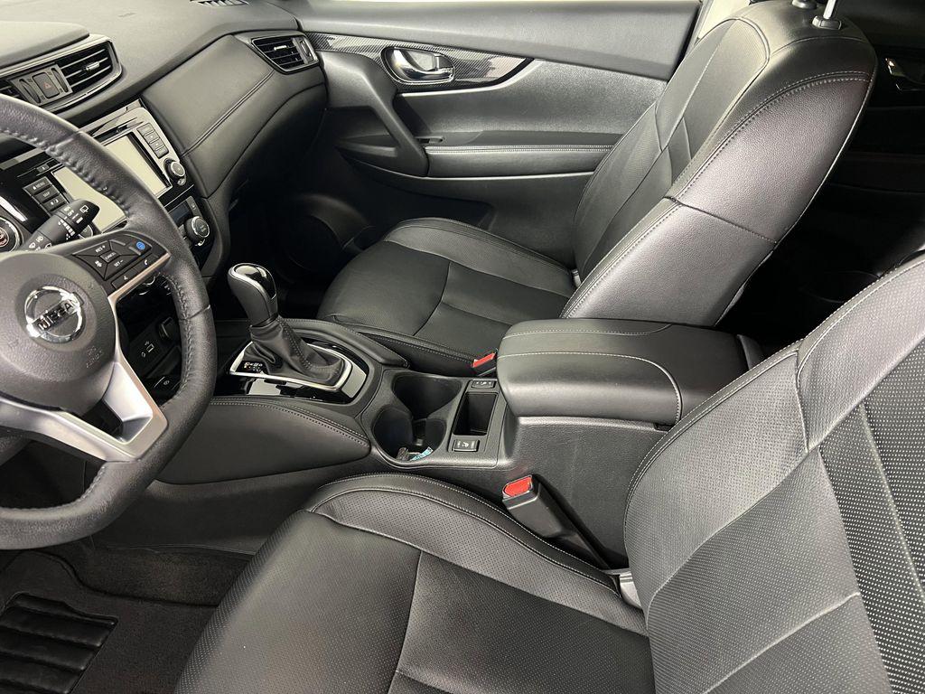 used 2020 Nissan Rogue car, priced at $19,999