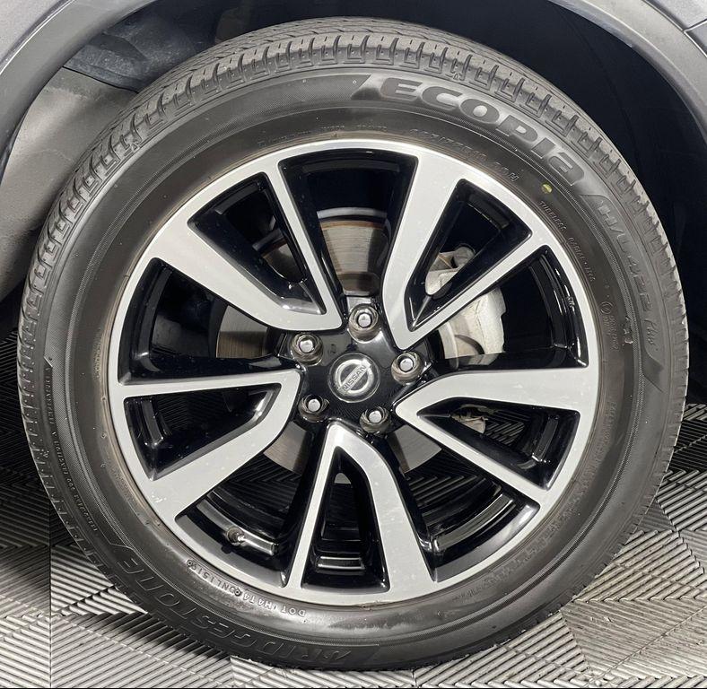 used 2020 Nissan Rogue car, priced at $19,999