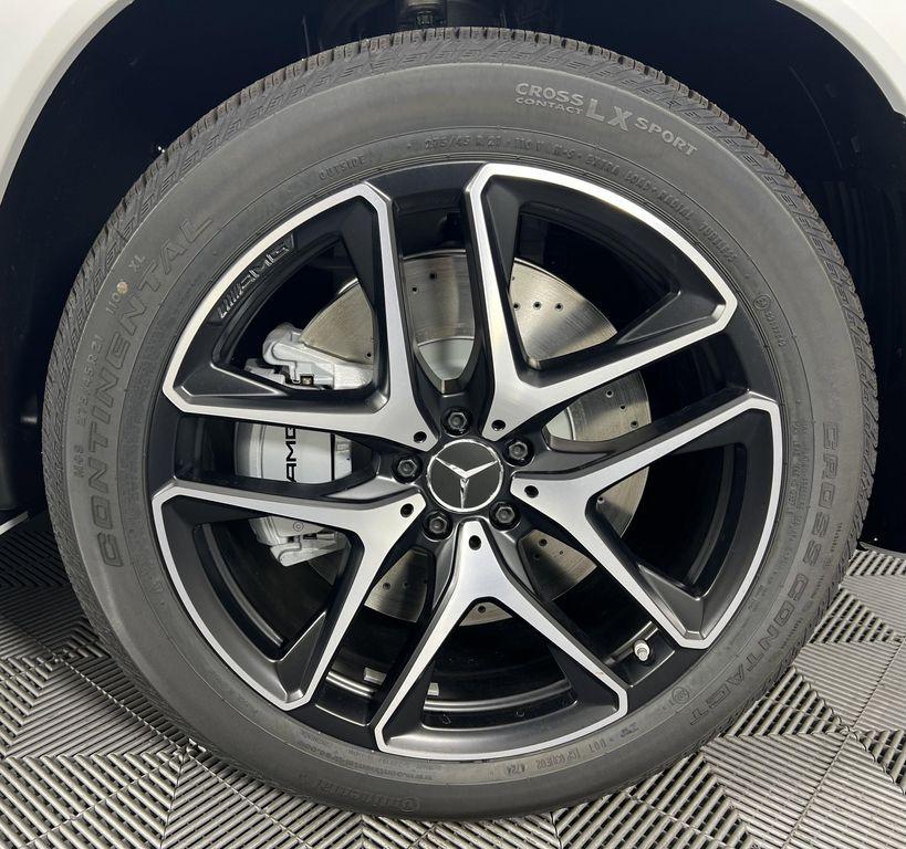 new 2025 Mercedes-Benz AMG GLE 53 car, priced at $98,605