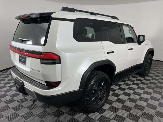 used 2025 Lexus GX 550 car, priced at $99,825