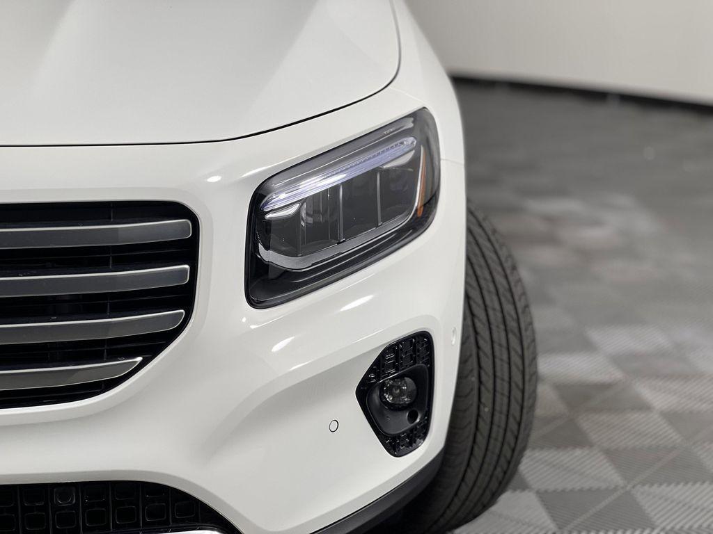 used 2025 Mercedes-Benz GLB 250 car, priced at $48,117