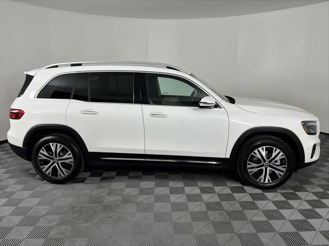 new 2025 Mercedes-Benz GLB 250 car, priced at $48,645