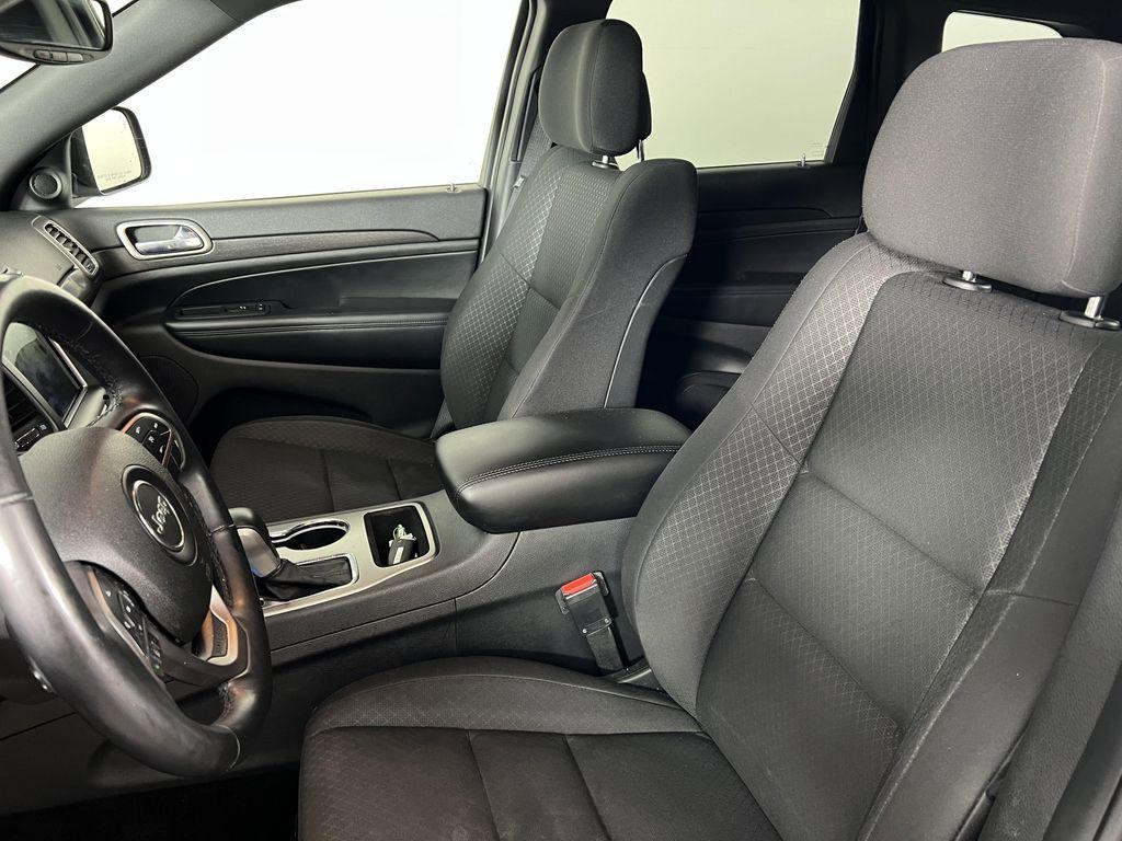 used 2018 Jeep Grand Cherokee car, priced at $15,352
