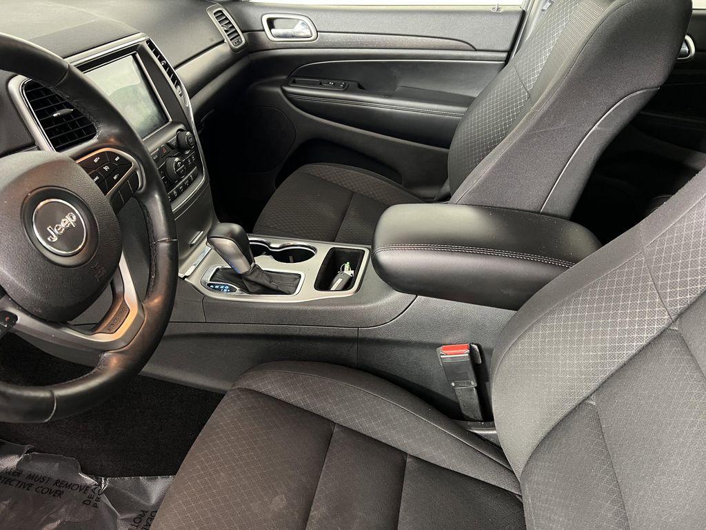 used 2018 Jeep Grand Cherokee car, priced at $15,352