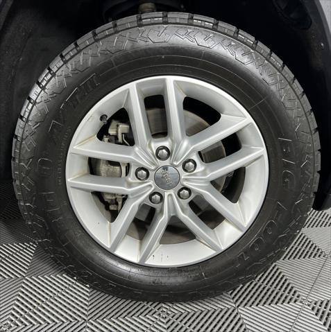 used 2018 Jeep Grand Cherokee car, priced at $15,667