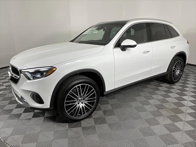 new 2025 Mercedes-Benz GLC 300 car, priced at $63,585