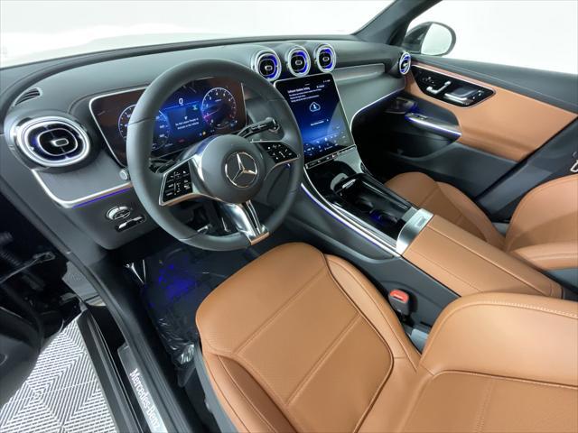 new 2025 Mercedes-Benz GLC 300 car, priced at $58,685