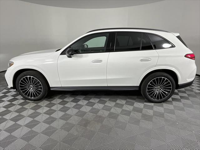 new 2024 Mercedes-Benz GLC 300 car, priced at $60,133