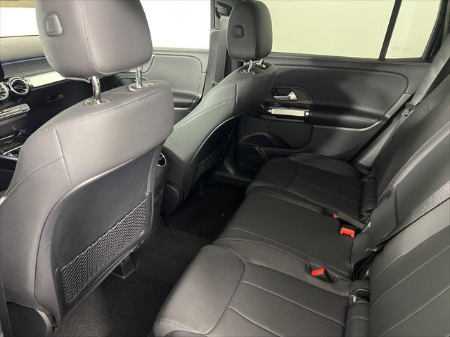 new 2025 Mercedes-Benz GLB 250 car, priced at $49,595