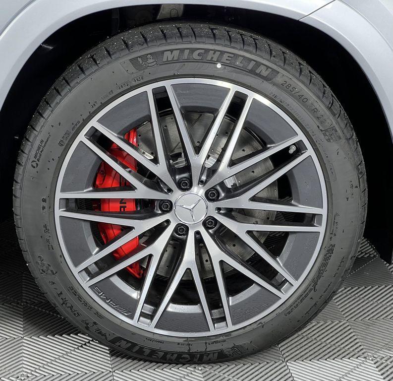 new 2026 Mercedes-Benz AMG GLE 63 car, priced at $141,115