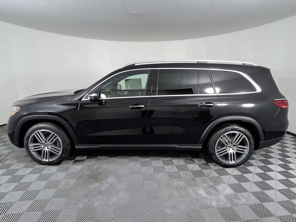 new 2025 Mercedes-Benz GLS 450 car, priced at $91,945