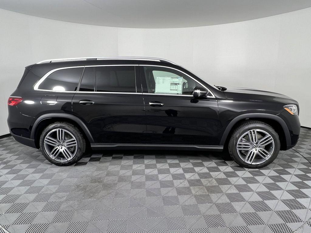 new 2025 Mercedes-Benz GLS 450 car, priced at $91,945