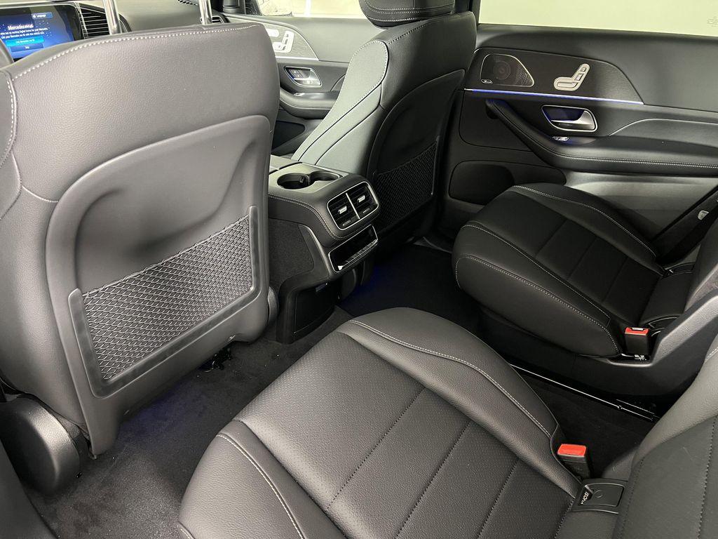new 2025 Mercedes-Benz GLS 450 car, priced at $91,945