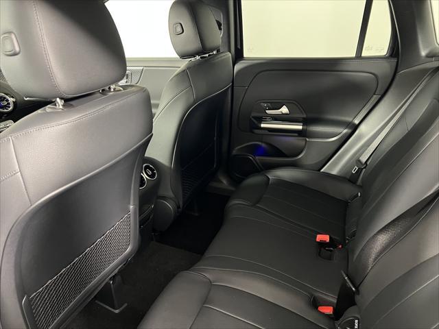 new 2025 Mercedes-Benz GLA 250 car, priced at $47,295