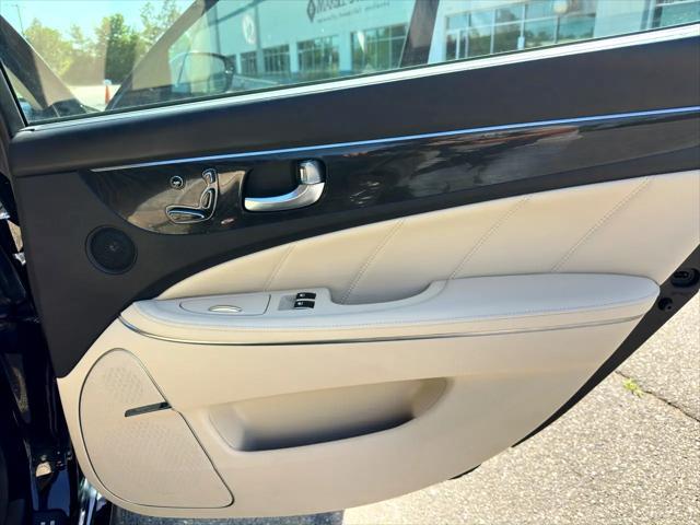 used 2015 Hyundai Equus car, priced at $13,995