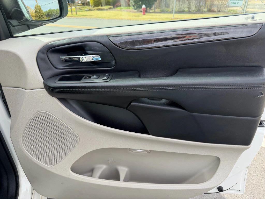 used 2013 Dodge Grand Caravan car, priced at $5,995