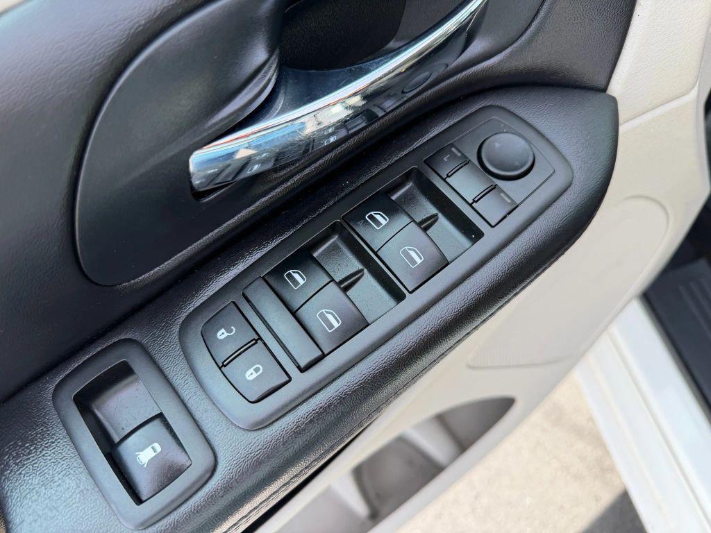 used 2013 Dodge Grand Caravan car, priced at $5,995