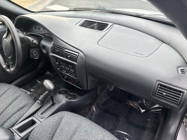 used 2004 Chevrolet Cavalier car, priced at $4,495