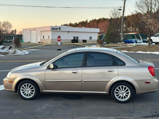 used 2005 Suzuki Forenza car, priced at $2,995