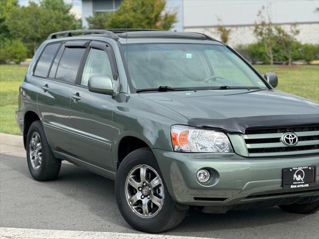 used 2005 Toyota Highlander car, priced at $6,995